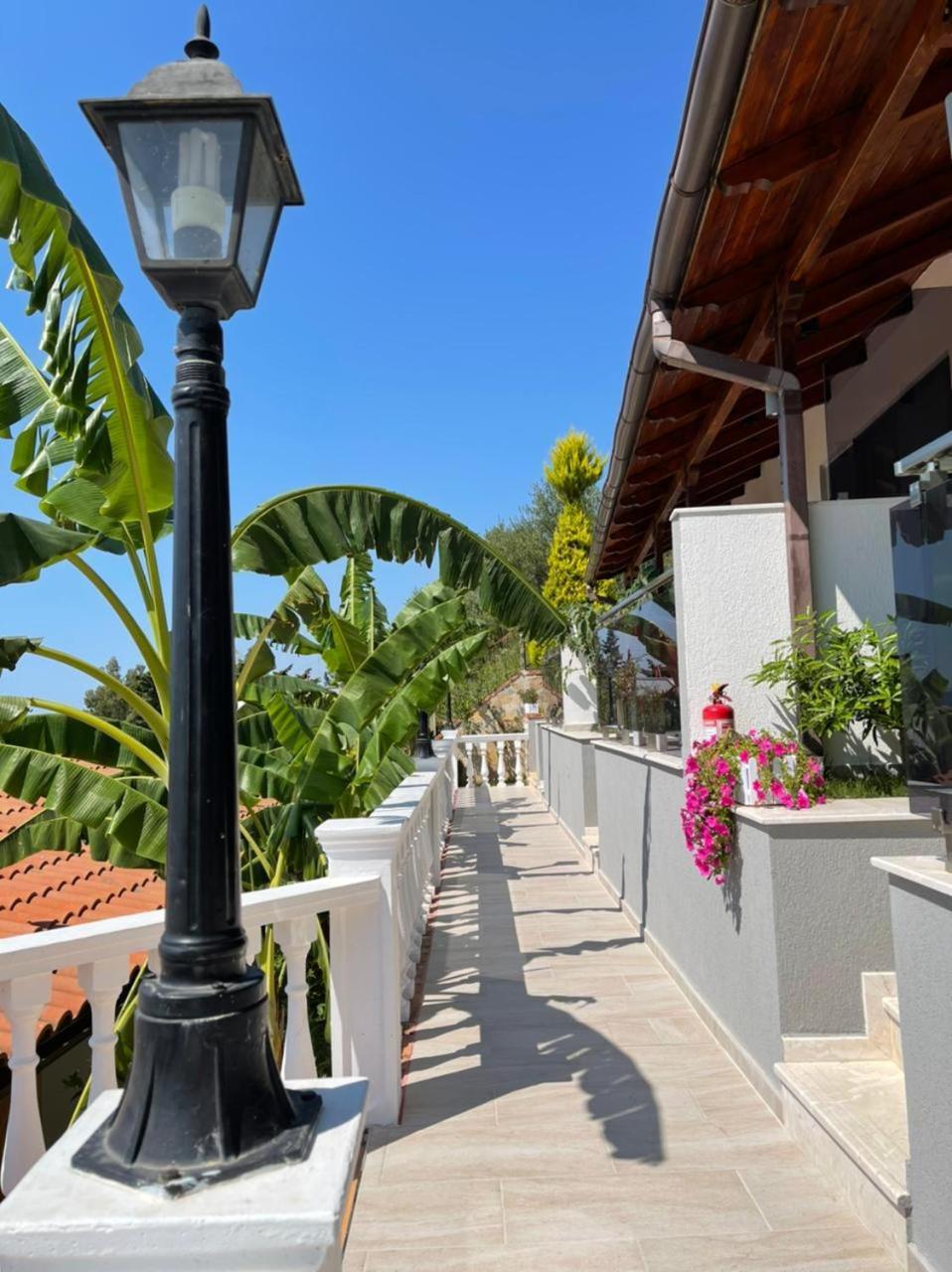 Hotel Ramosaco, Radhime, Vlore Kültér fotó