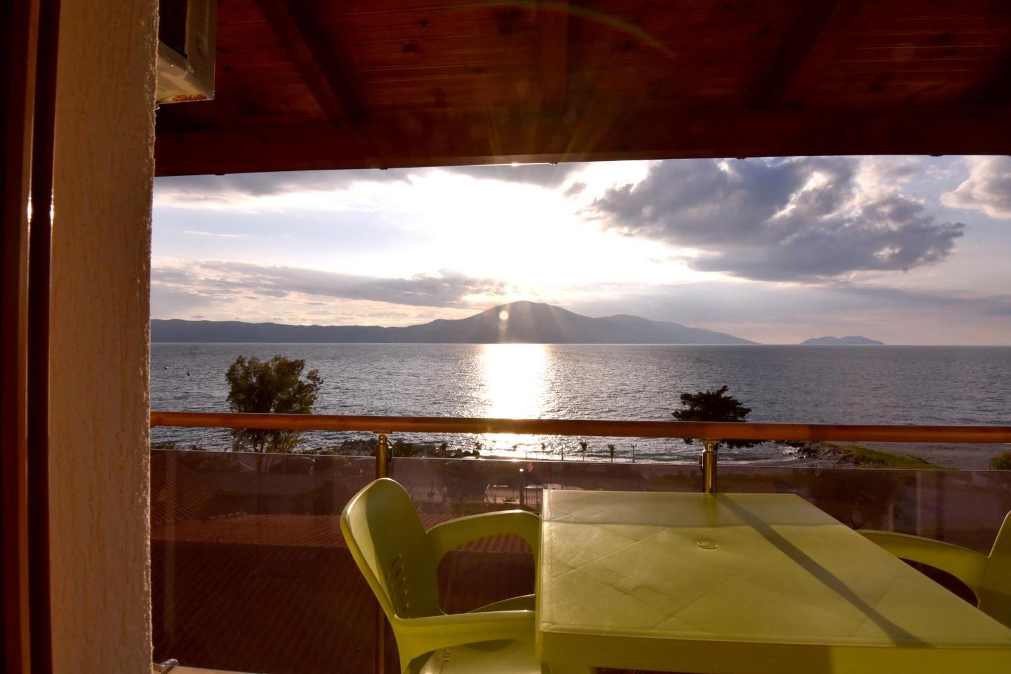 Hotel Ramosaco, Radhime, Vlore Kültér fotó