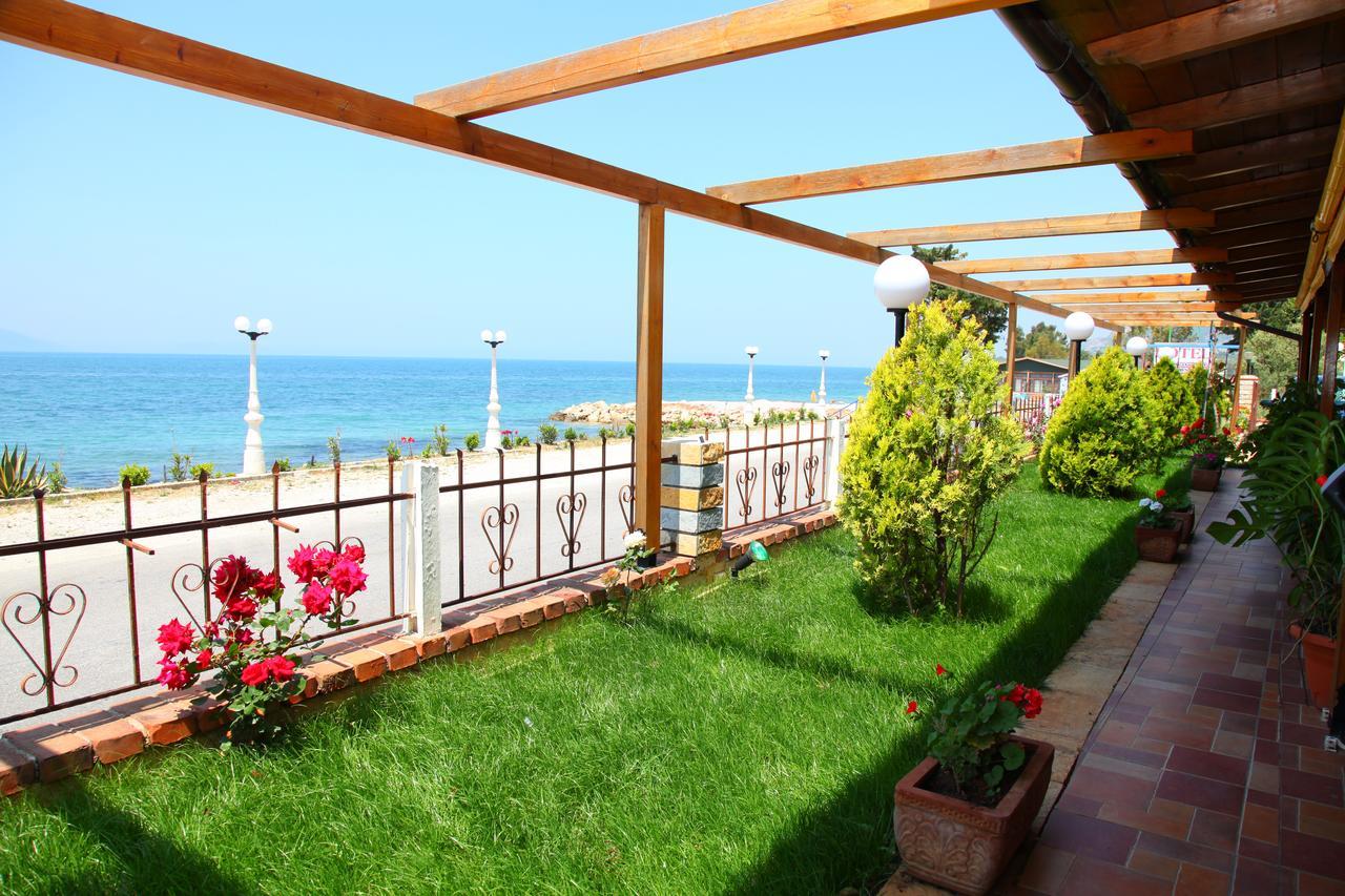 Hotel Ramosaco, Radhime, Vlore Kültér fotó