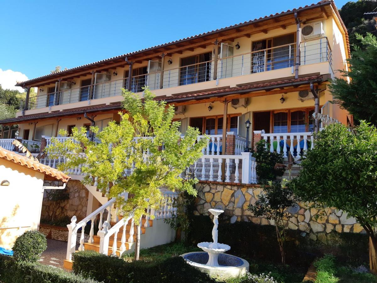 Hotel Ramosaco, Radhime, Vlore Kültér fotó
