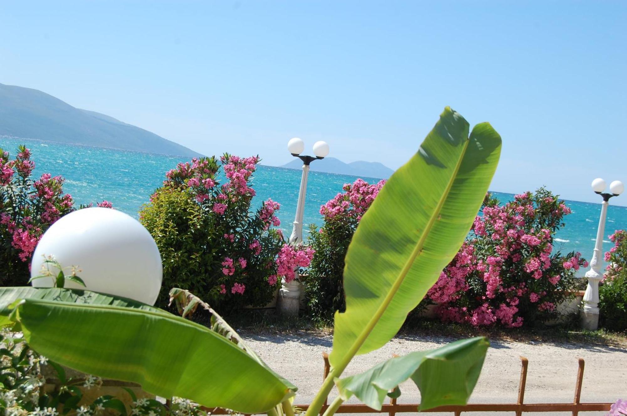 Hotel Ramosaco, Radhime, Vlore Kültér fotó